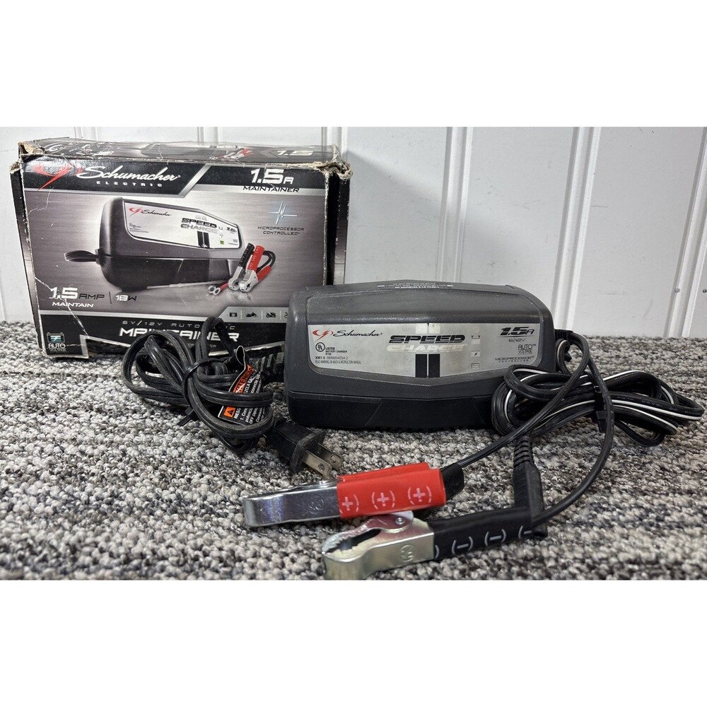 SCHUMACHER AUTOMATC 1.5 AMP BATTERY CHARGER MAINTAINER 6 & 12 VOLT # # XM1-5